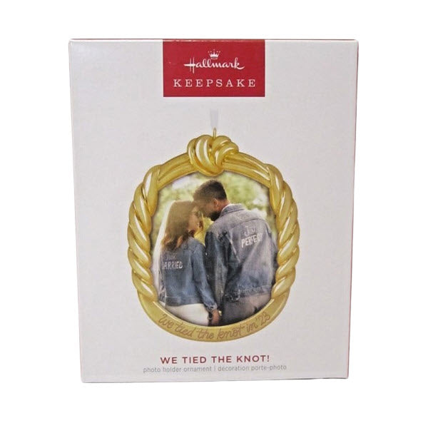 2023 We Tied the Knot! Hallmark Ornament (Photo Holder) QHX3059