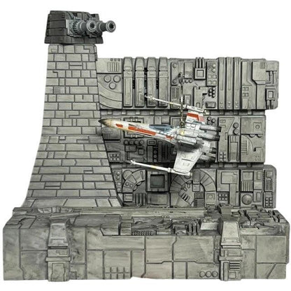 2024 Luke Skywalker's X-Wing Starfighter Hallmark Ornament (Star Wars) QFM3924