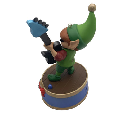 2024 Gil on Guitar (North Pole Tree Trimmers)