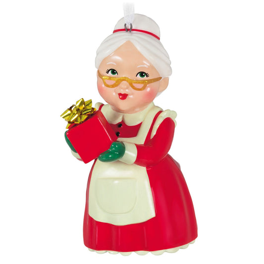 2024 Mrs. Claus Hallmark Ornament (Mrs. Claus) QXE3371