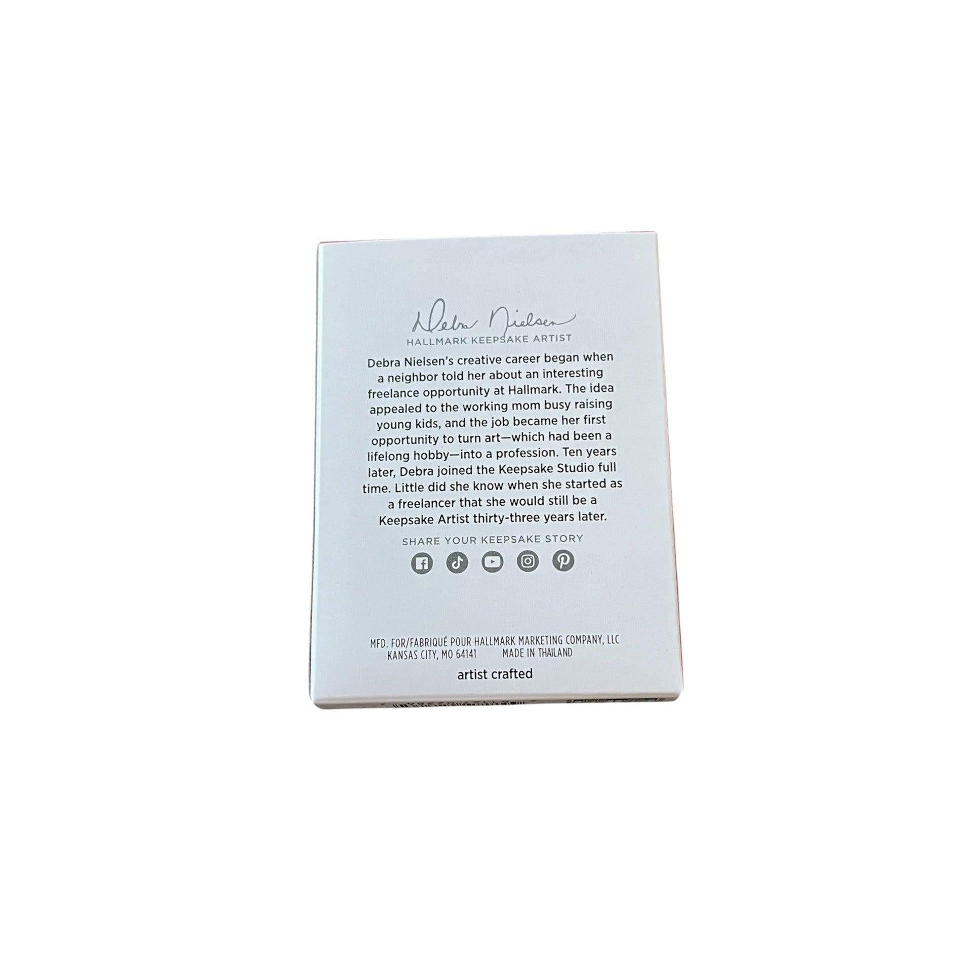 2024 Nifty Fifties (Nifty Fifties) Hallmark Ornament QGO2831 Image7