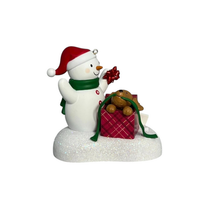 2024 Wrapped Up in Christmas Hallmark Ornament (Snowmen) QGO2581