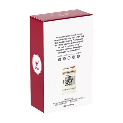 2025 1969 Dodge Super Bee Six Pack (Classic American Cars) Hallmark Ornament QXR8302 Image4