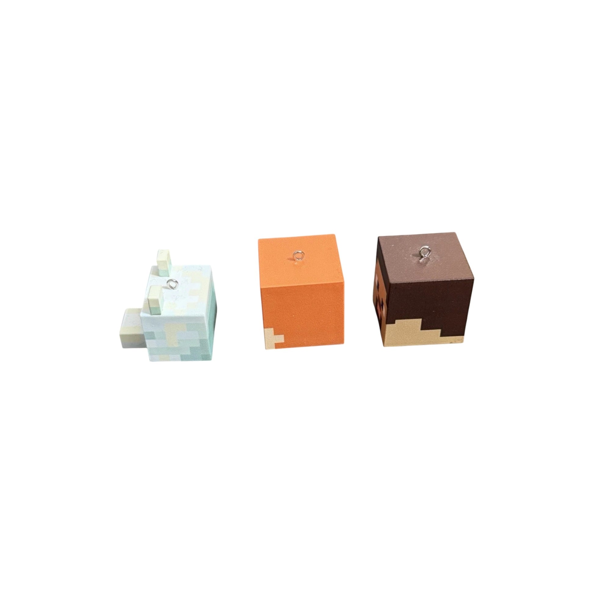 2025 Alex, Steve and Arctic Fox (Minecraft) Hallmark Ornament QXM9402 Image4