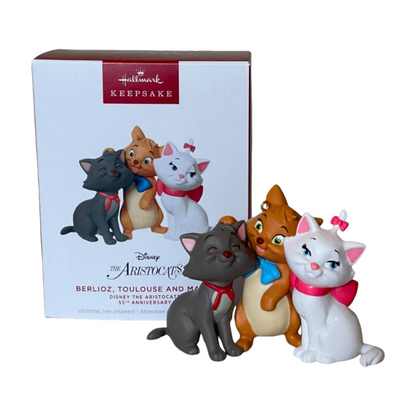 2025 Berlioz, Toulouse and Marie (The Aristocats) QXD7082 Hallmark Ornament QXD7082 Image4