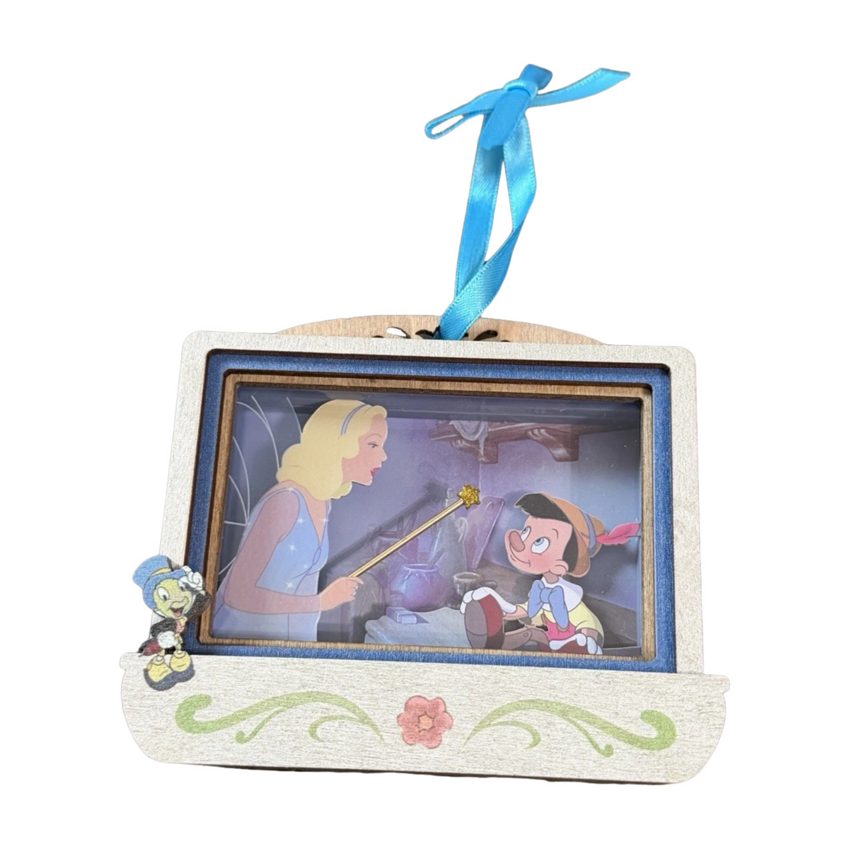2025 Geppetto's Wish Come True (Pinocchio) QXD7075 Hallmark Ornament QXD7075 Image1