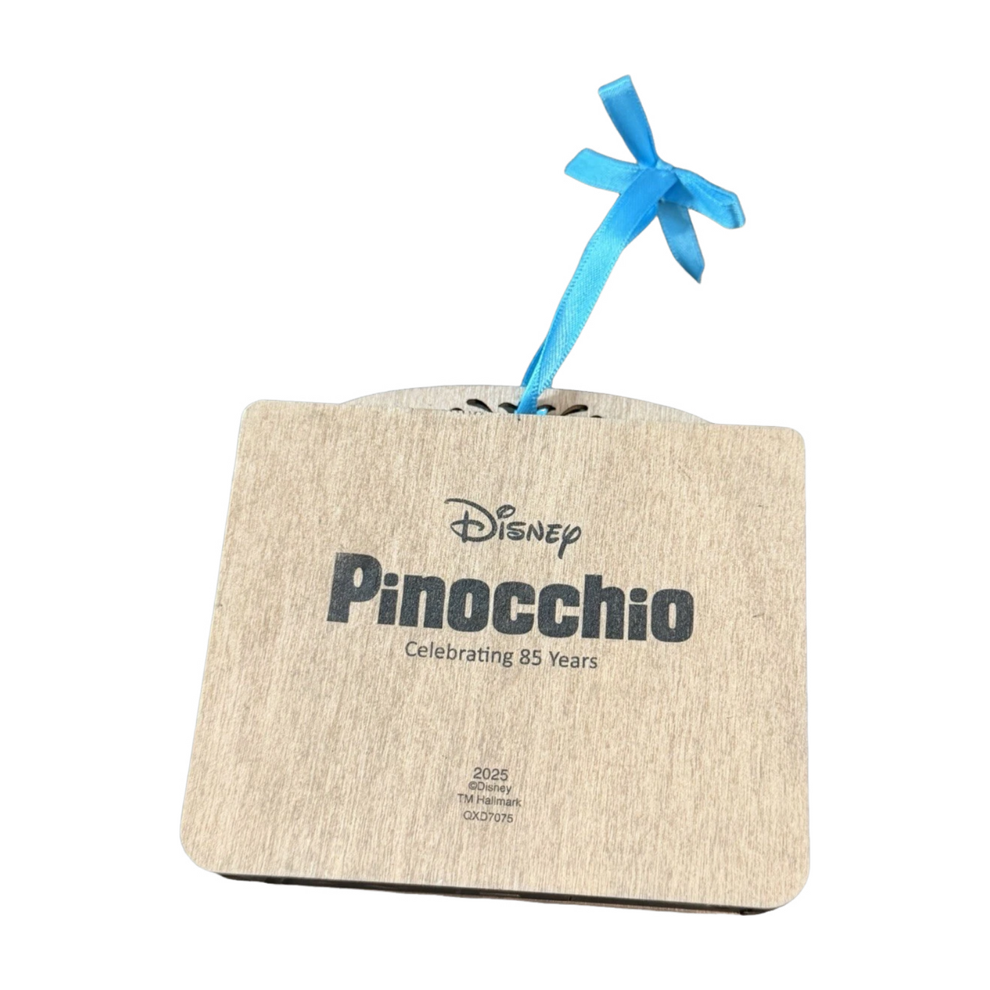 2025 Geppetto's Wish Come True (Pinocchio) QXD7075 Hallmark Ornament QXD7075 Image4