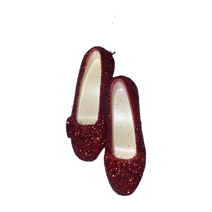 2025 RUBY SLIPPERS (The Wizard of Oz) QXI8372 Hallmark Ornament QXI8372 Image3