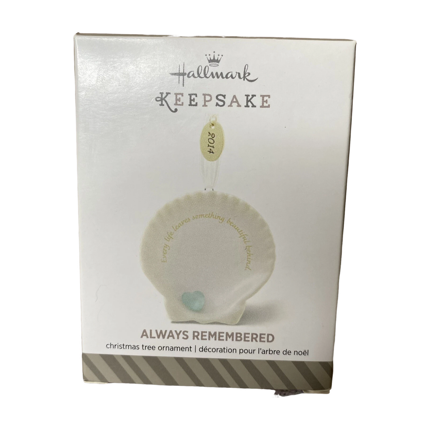 2014 Always Remembered Hallmark Ornament (Always Remembered) QGO1146