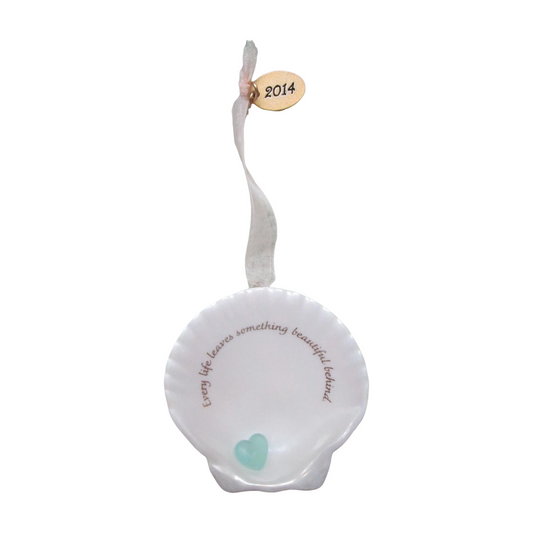 2014 Always Remembered Hallmark Ornament (Always Remembered) QGO1146