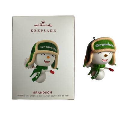 2109 GrandSon Hallmark Ornament (Family) QGO2089