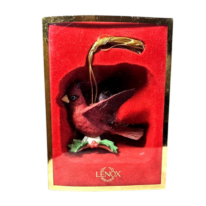 Vintage Cardinal Bird (Bird) 718777