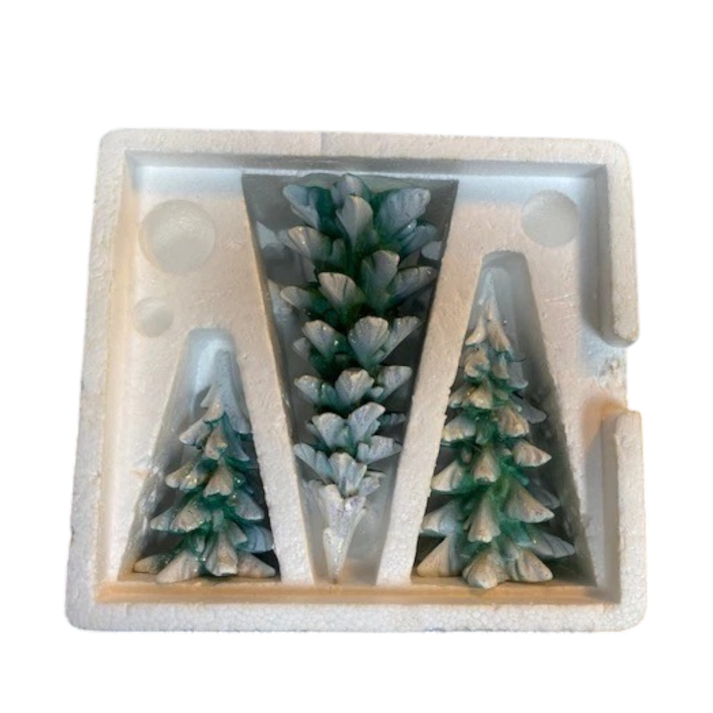 1997 “Wintergreen Pines” (Set of 3) – Department 56 Village Accessories – Item #52660