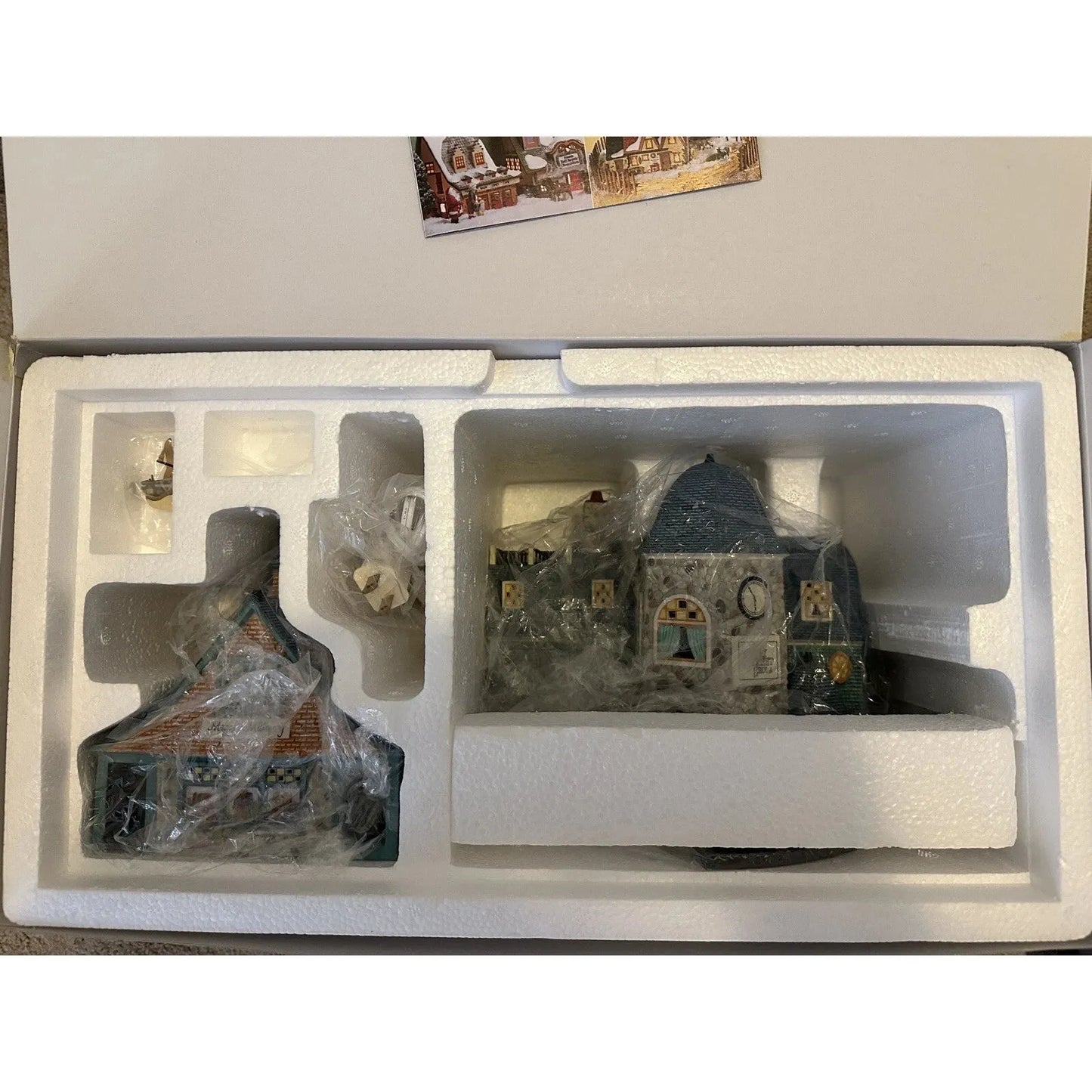 Vintage Bay Street Shops (Set of 2) - Seasons Bay (Department 56) 53301