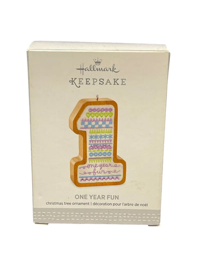 2017 One Year Fun Hallmark Ornament (Year) QHX1124