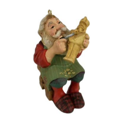 2001 Carving Santa (Santa Claus)