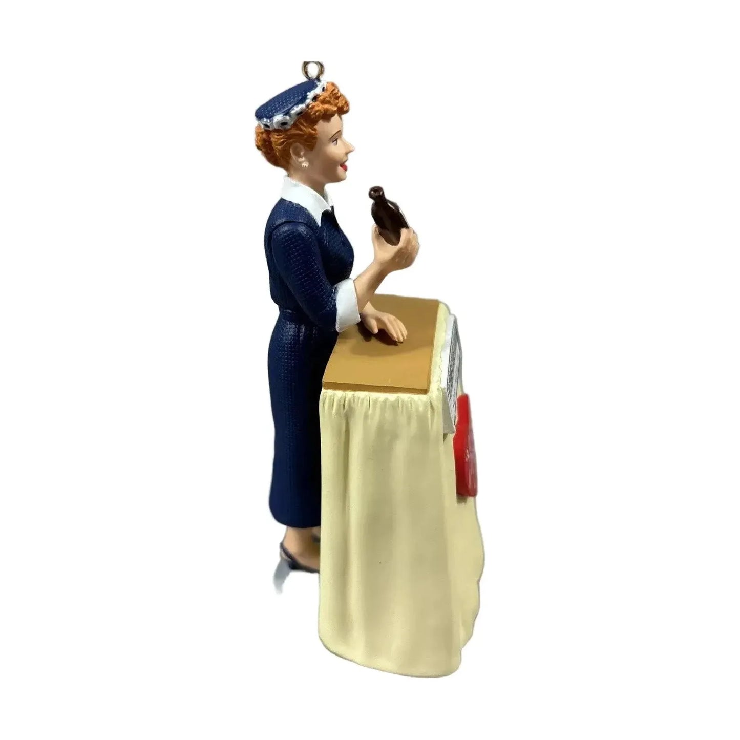 2001 Lucy Does a TV Commercial (I Love Lucy)