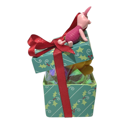 2011 A Big Present for Piglet (Winnie the Pooh)