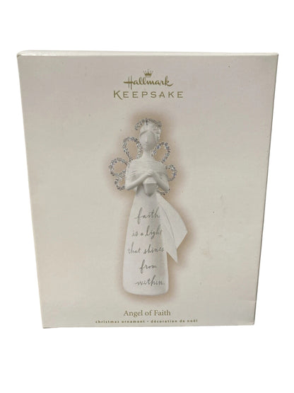 2007 Angel of Faith Hallmark Ornament (Angel) QXG6269