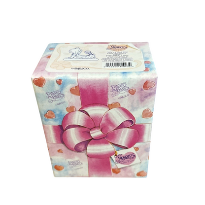 533173 Single Tree | Sugar Town: Beautiful Snow-Adorned Tree