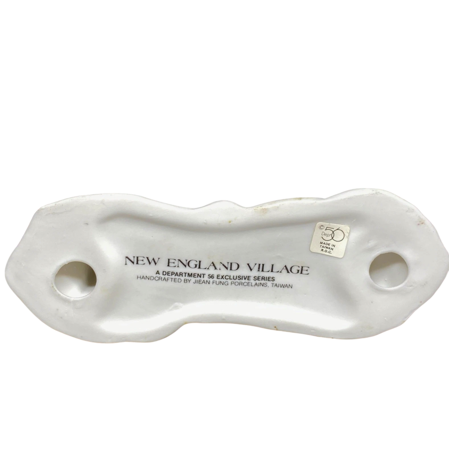 1987 New England Village Sign – (Department 56) Item #1705836