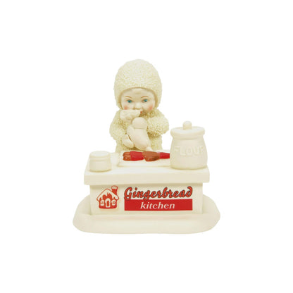 2024 Working in the Gingerbread Kitchen (Snowbabies)