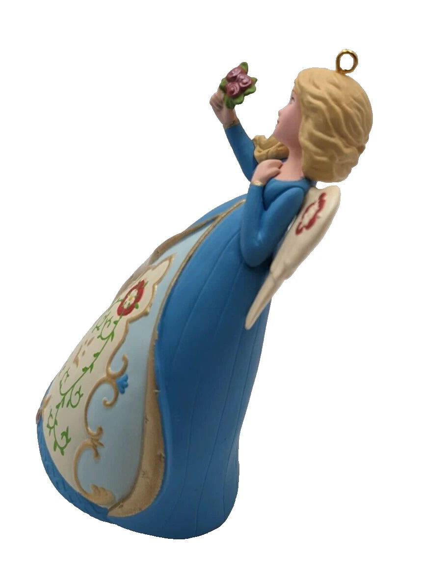 2013 England Hallmark Ornament (Angels Around The World) QX9055