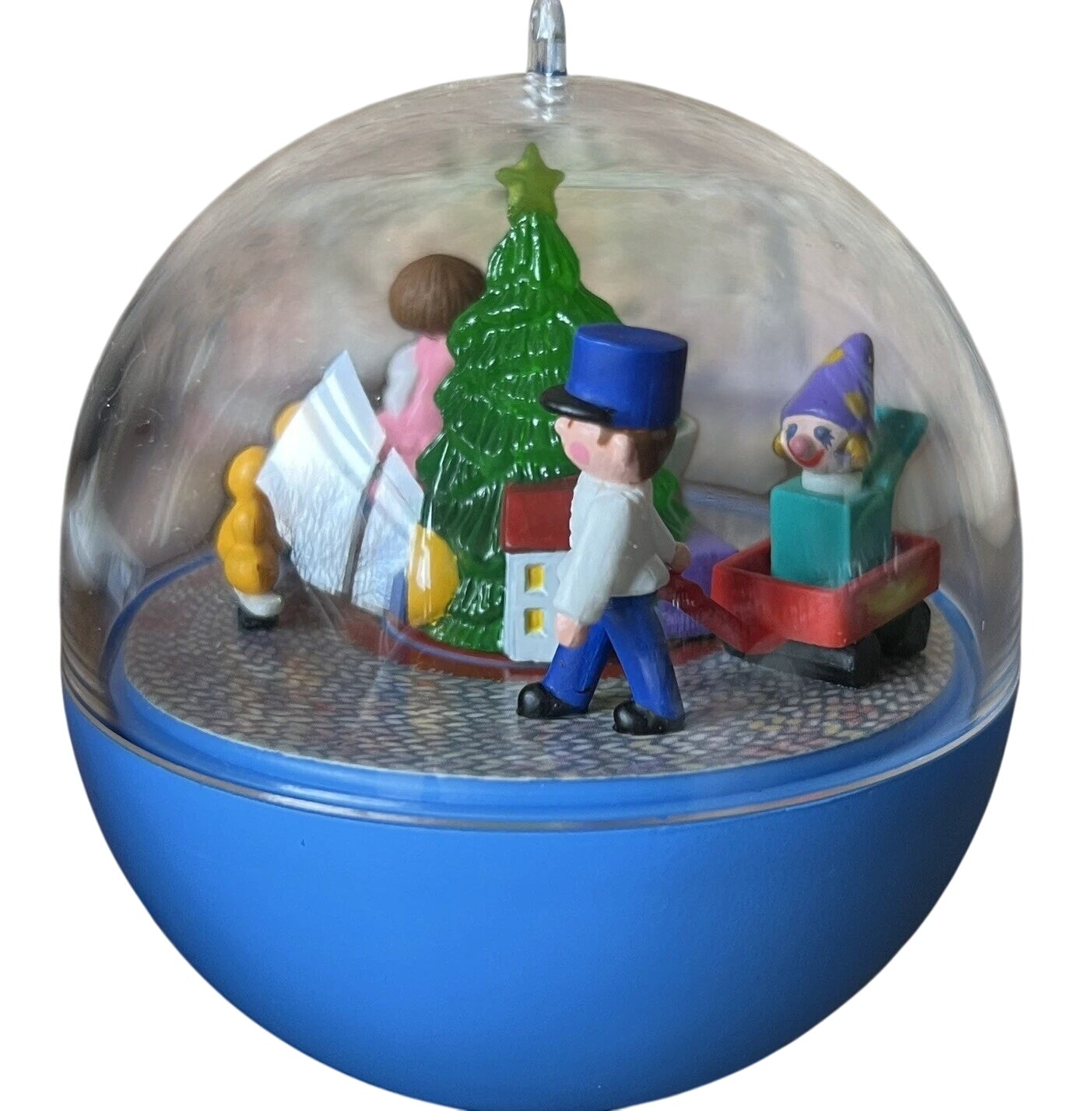1988 Parade of the Toys Hallmark Ornament (Magic Globe) QLX7194