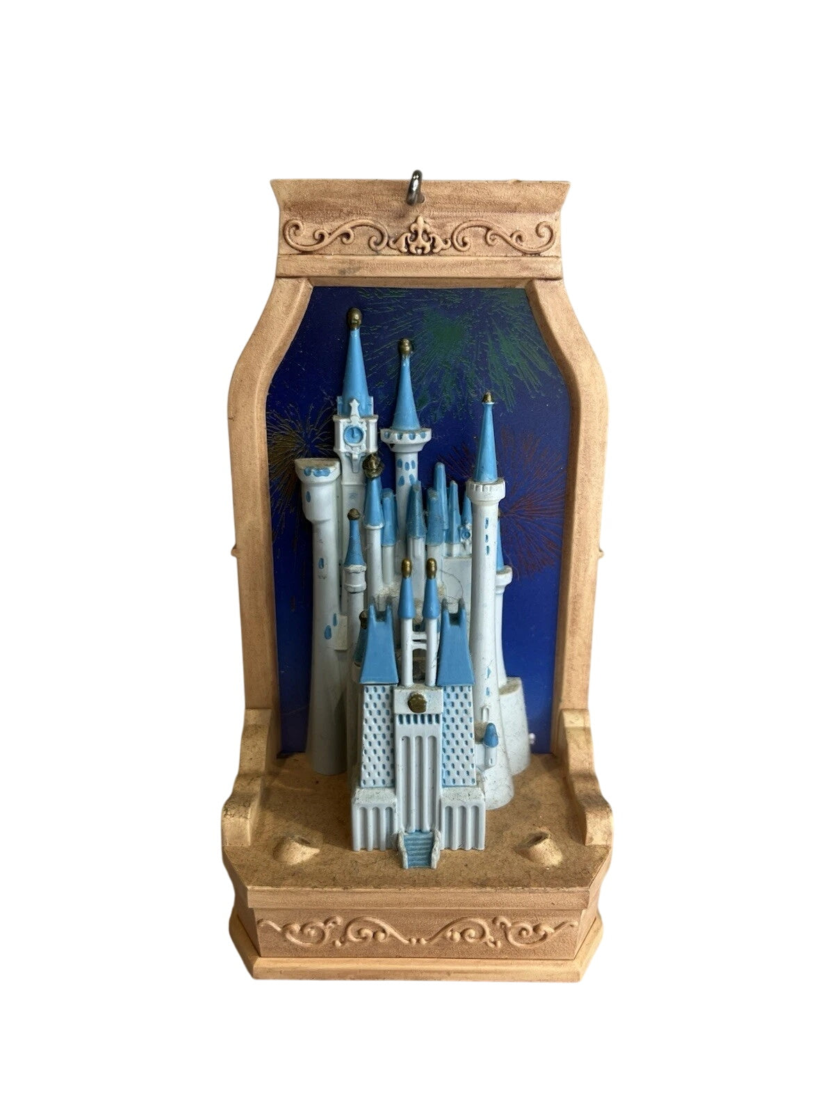 2016 Cinderella's Castle Hallmark Ornament (Disney) QXD6161