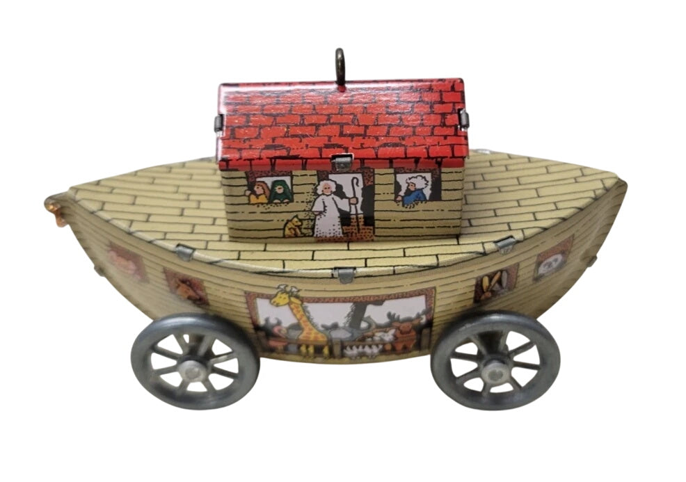 1988 Noah's Ark Hallmark Ornament (Noah's Ark) QX4904