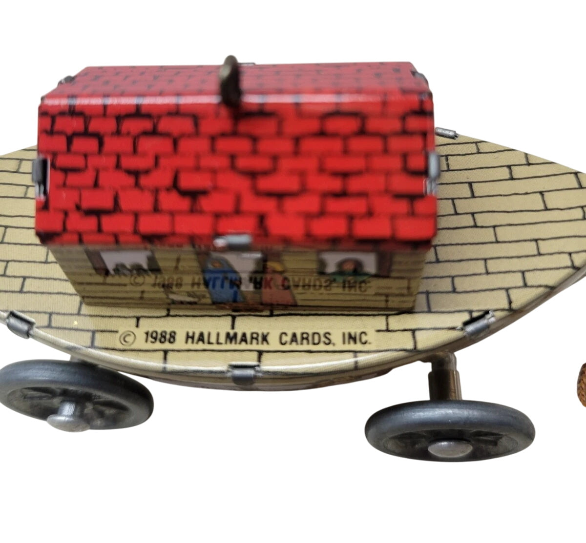 1988 Noah's Ark Hallmark Ornament (Noah's Ark) QX4904