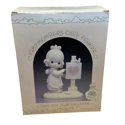 Adorable Figurine: Girl, Boy, and Bird - Perfect Collectible