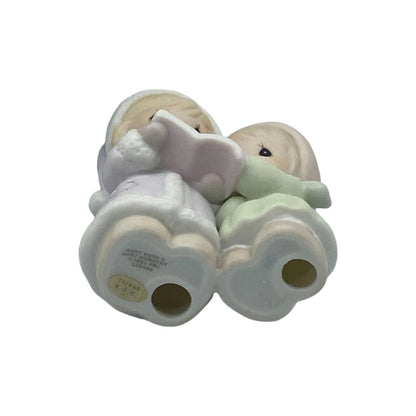 Christmas Bird Cardinal Ornament 2009 - Festive Holiday Decoration