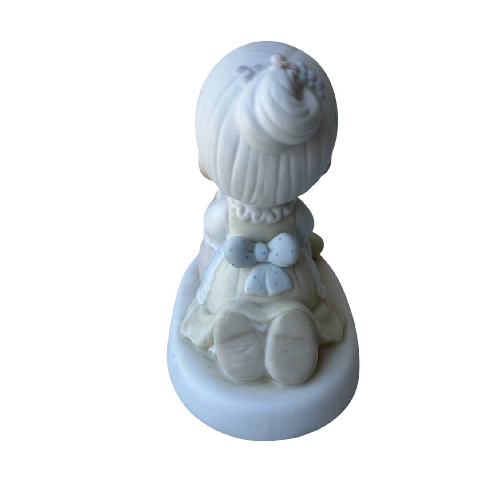 Holy and Prayerful Grandmother Figurine with Bible - Perfect for Prayerful Homes