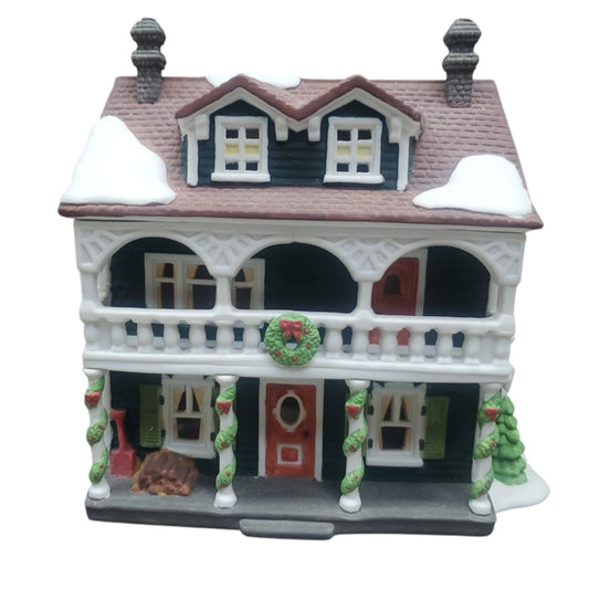 Vintage Captain's Cottage - New England Village Series (Department 56) 1478138