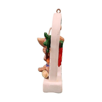 Feliz Navidad Hallmark Ornament (Windows of the World) QX4902 Image5