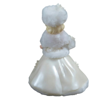 2002 Winter Wonderland (Madame Alexander)