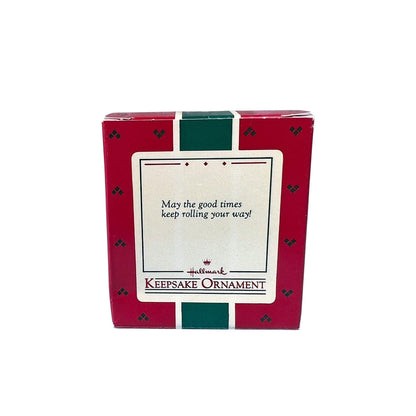 1985 Skateboard Raccoon (Animal)