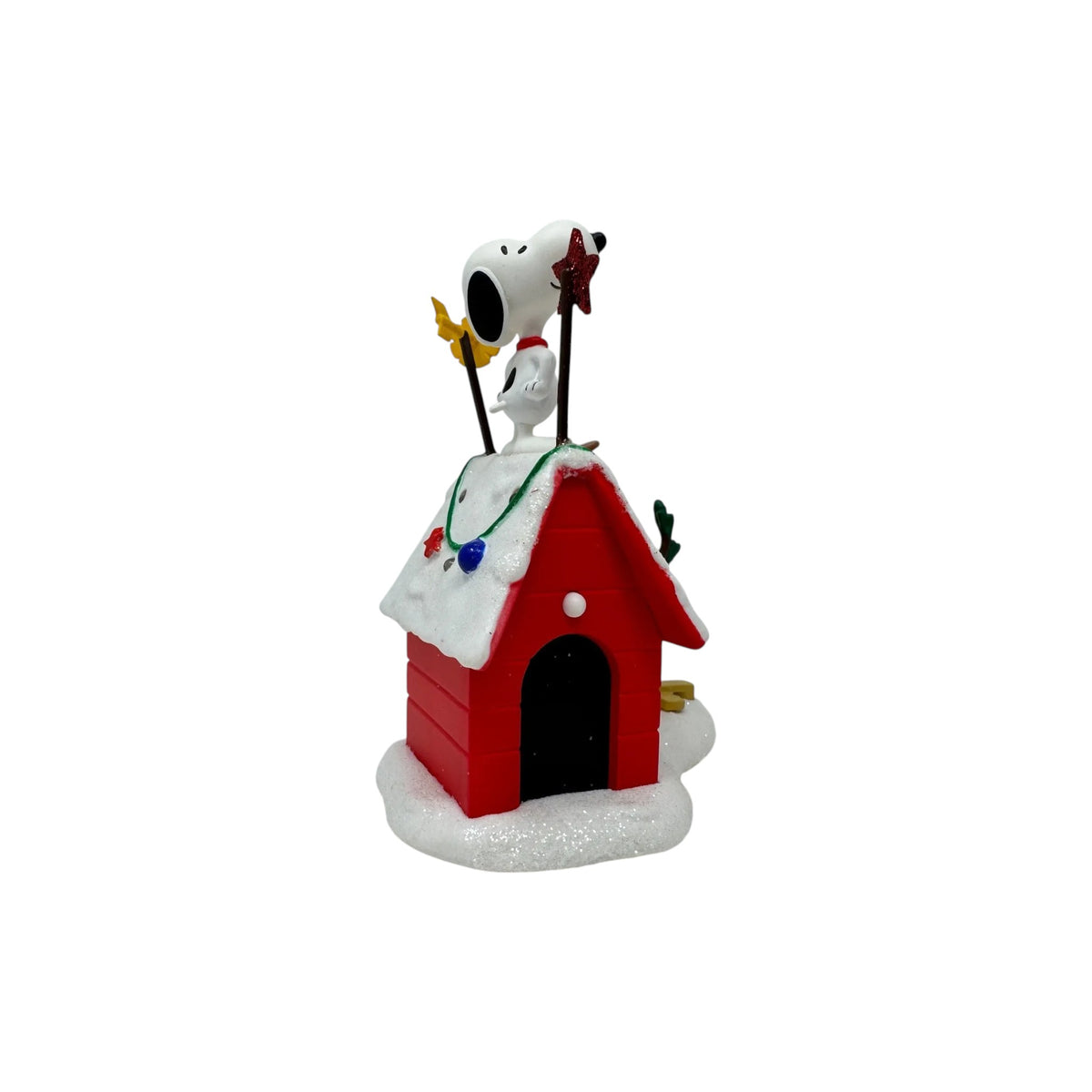 2017 Decked Out Doghouse (Peanuts)