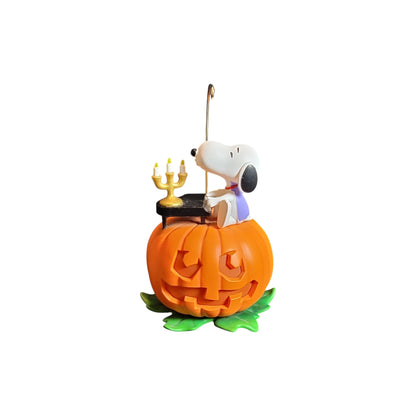 2018 Spooky Snoopy (Peanuts)