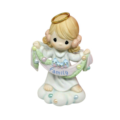 2004 A Family of Love, A Gift From Above (Precious Moments)