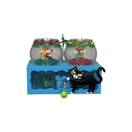2024 Mistletoe Fishmas (Kitten)