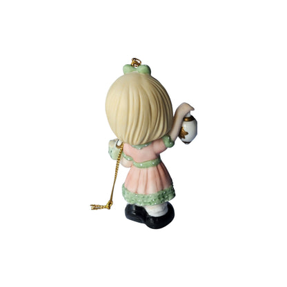 2011 Share the Gift of Love (Precious Moments) (Porcelain Ornament)
