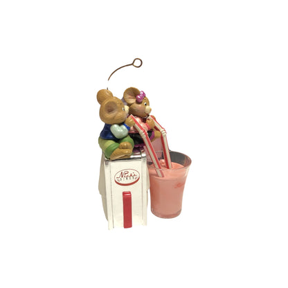 1999 Sweethearts (Mouse)