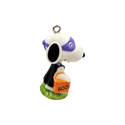 2020 Vampire Snoopy (Peanuts)
