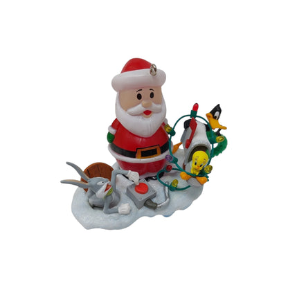 2007 Deck the Yard! (Looney Tunes)