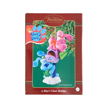2003 A Blue's Clues Holiday (Blue's Clues)