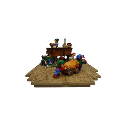 2001 Santa’s Desk (Studio Edition)