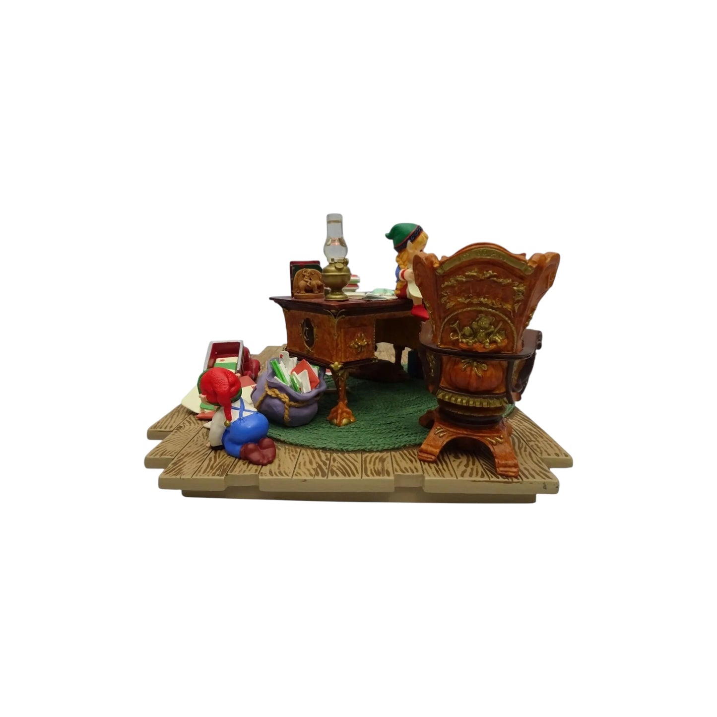 2001 Santa’s Desk (Studio Edition)
