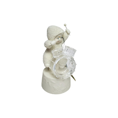 2003 A Baby for Everyday - Friday "Loves Rhythm And Soul" (Snowbabies)